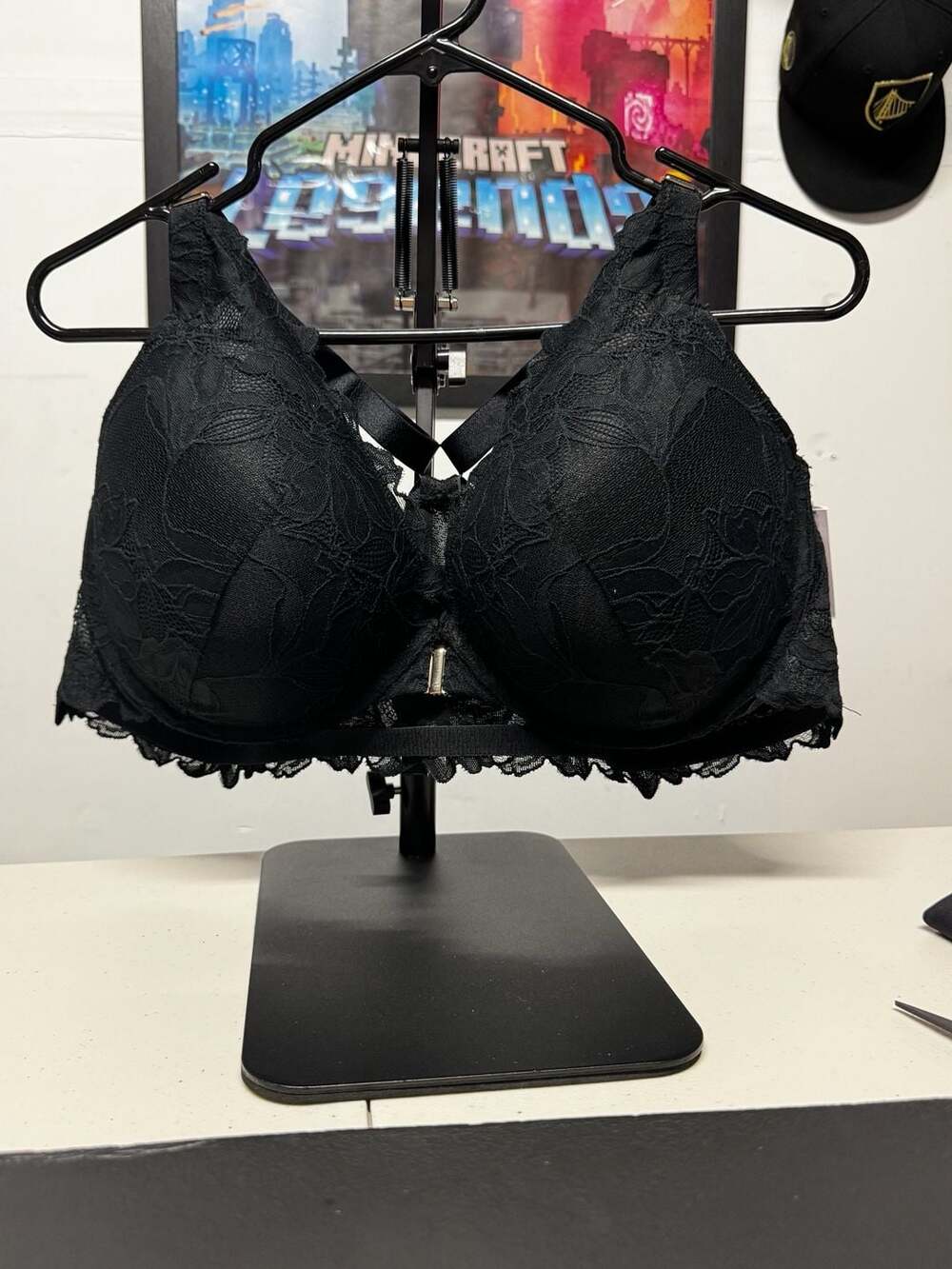 WU54 Size 46C Auden Lace Front Close Push Up Plunge Bra Black NWT